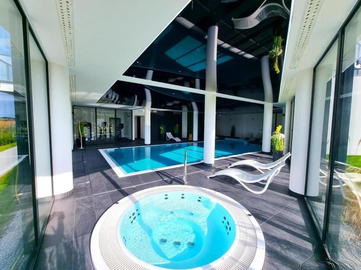 Horyzont Apartamenty - Apartamenty Westin House Sauna, Basen I Silownia コウォブジェク エクステリア 写真